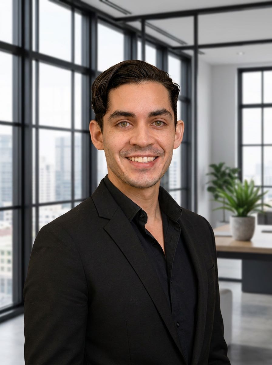 Ryan Cardona, Account Manager